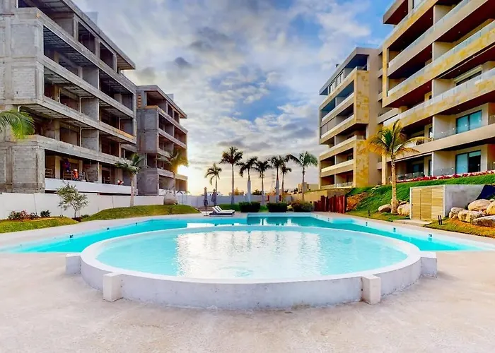 Spectacular Vista Vela - Near Major Attractions, Ac & Balcony Grill Cabo San Lucas