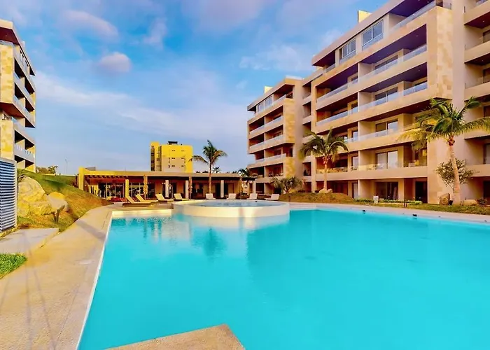 Spectacular Vista Vela - Near Major Attractions, Ac & Balcony Grill Cabo San Lucas